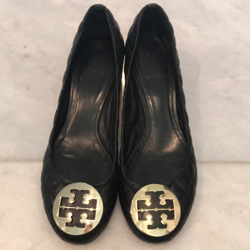Tory Burch gold black short leather short heels